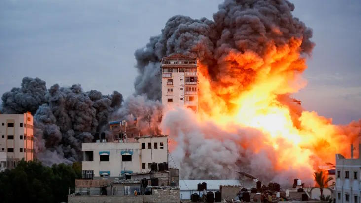 Guerra Hamas-Israel: o número de mortos de ambos os lados atingiu os 1.590 na noite de segunda-feira