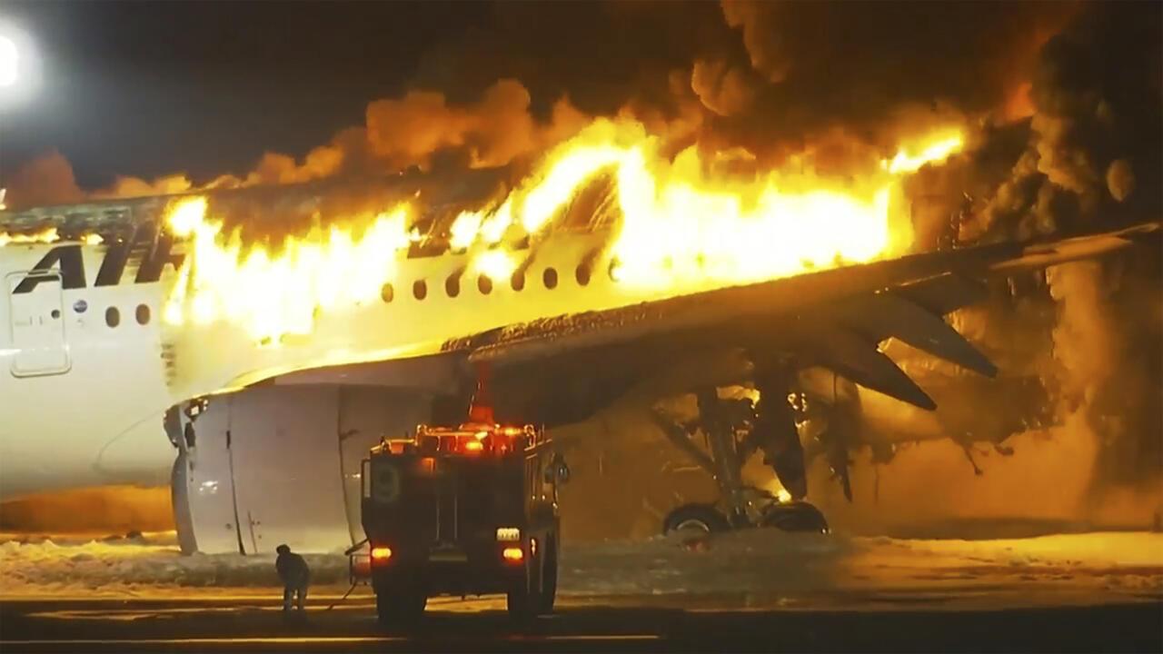 Internacional/Ásia: Colisão, evacuações, incêndio… O que sabemos sobre a situação no aeroporto de Tóquio-Haneda