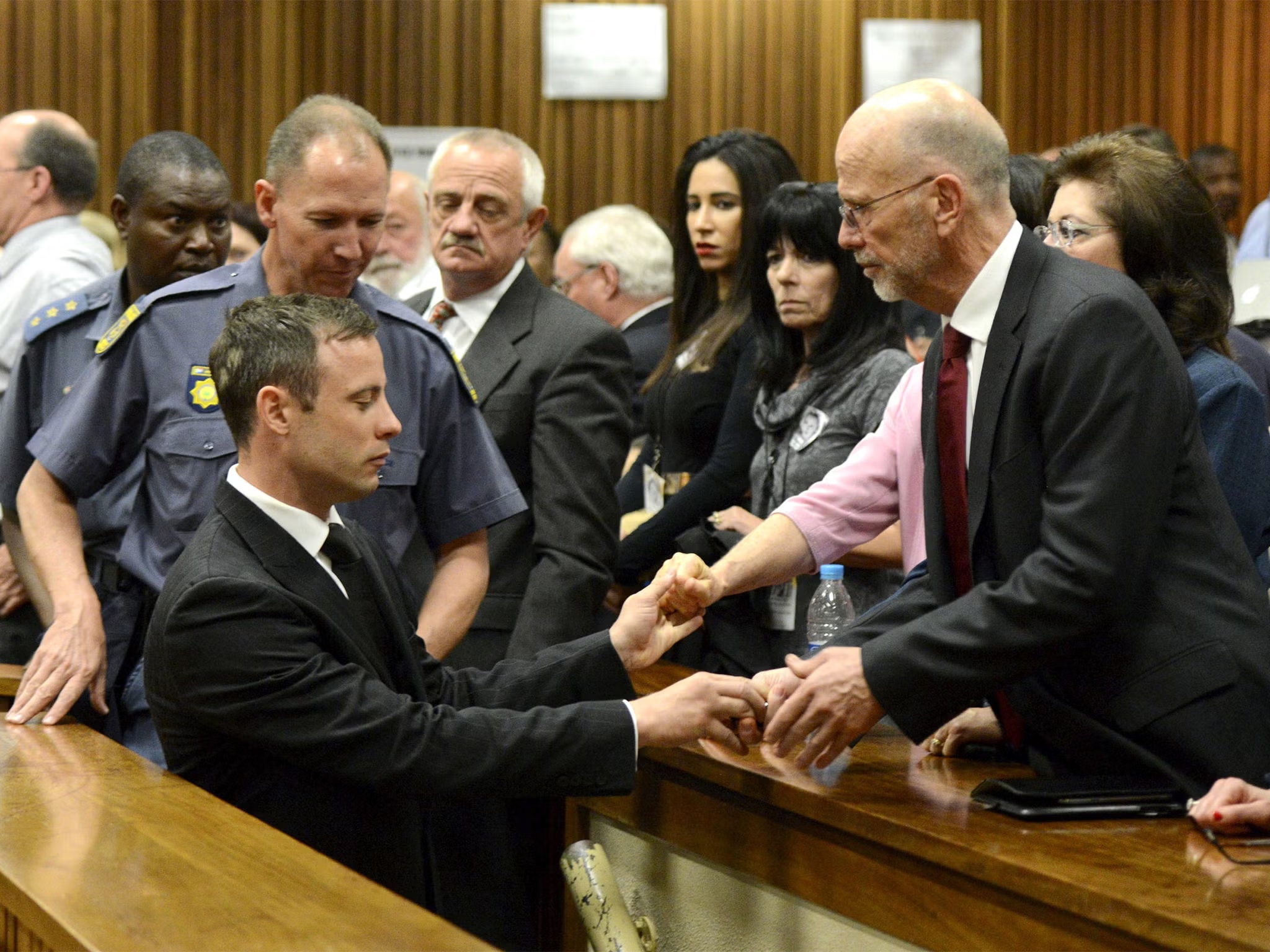 Mundo/África: Oscar Pistorius libertado da prisão sul-africana após cumprir 9 anos de prisão pelo assassínio da namorada Reeva Steenkamp