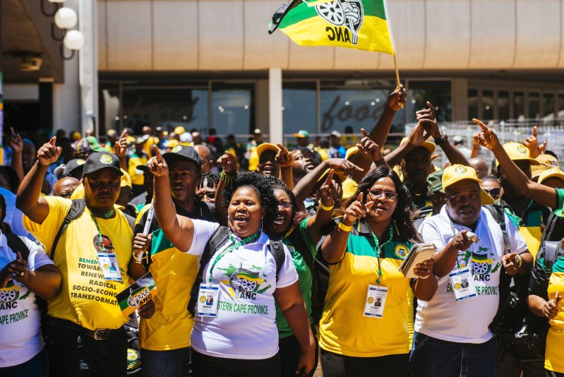 Internacional/África do Sul: O partido que está no poder há 30 anos pode perder umas eleições que prometem ser históricas