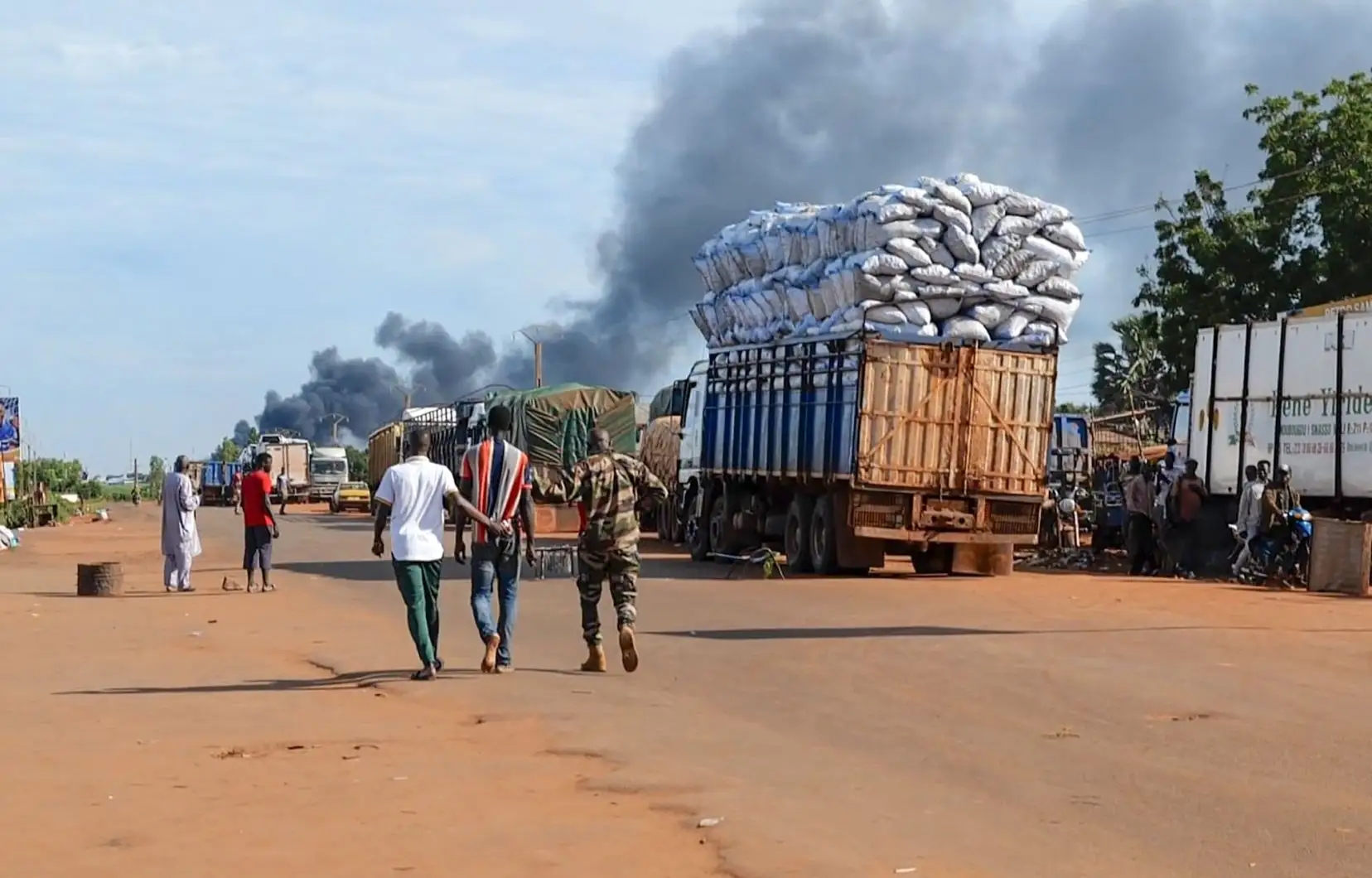 África/Mali: Jihadistas reivindicam a autoria do primeiro atentado em Bamako desde há anos