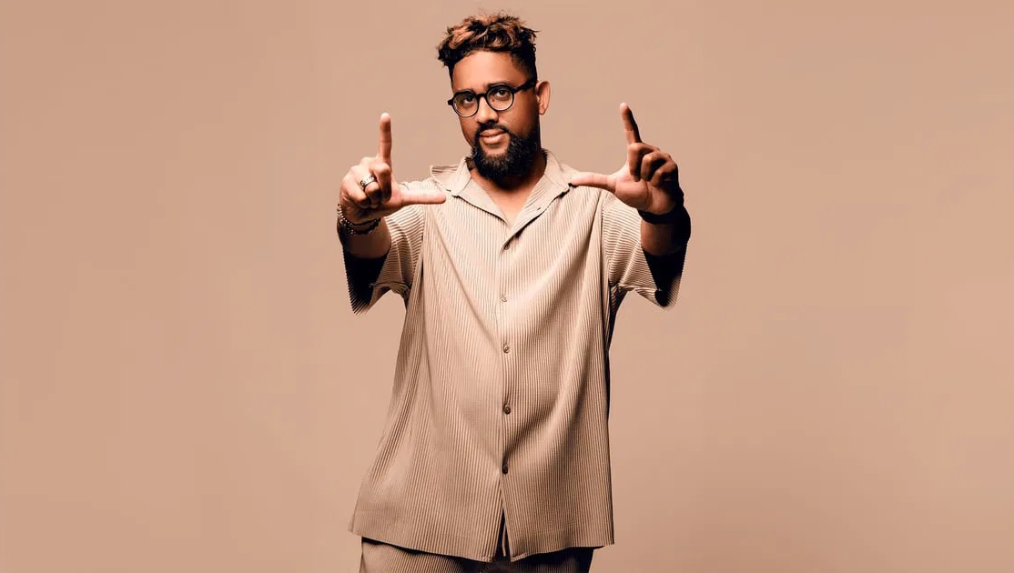 Entretenimento/DJ Faya: Amanhã celebramos um homem, um artista, e 20 anos de uma carreira brilhante marcada por um compromisso inabalável com a cultura moçambicana e lusófona.