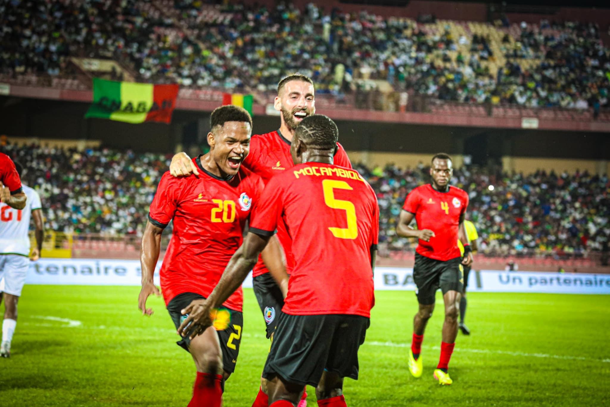 Moçambique/Futebol: Os Mambas avançam cinco posições no ranking da FIFA e entram para o Top 100.