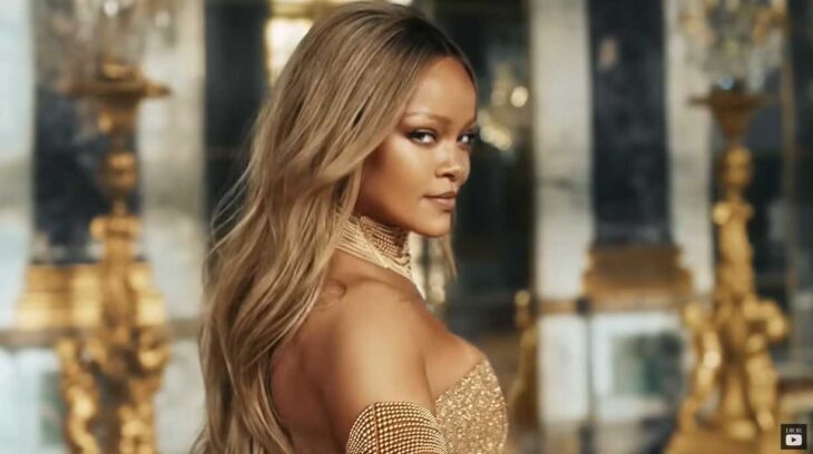 Beleza/Lifestyle: “Uma rainha no seu reino », Rihanna em majestade nas primeiras imagens da nova campanha para a fragrância J’adore da Dior