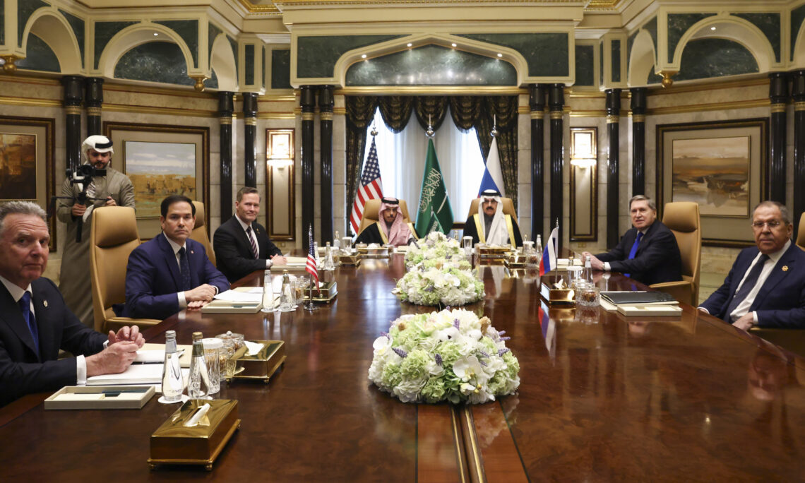 Europa/Guerra na Ucrânia:  Russos e americanos nomearão negociadores para a resolução da guerra na Ucrânia