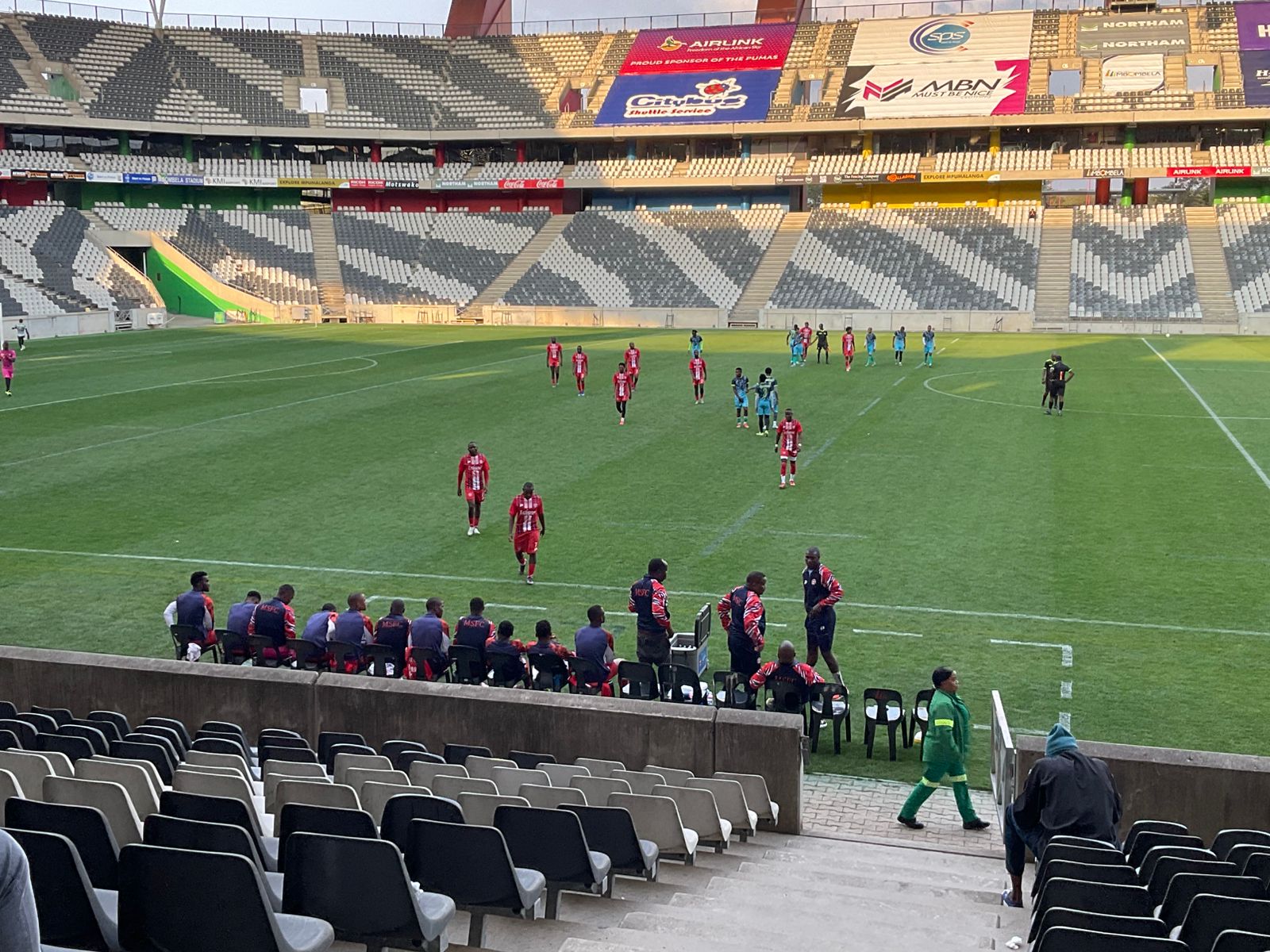 Desporto/Futebol: Mbabane Swallows FC arranca a pré-época com primeiros jogos-treino frente ao TS Galaxy