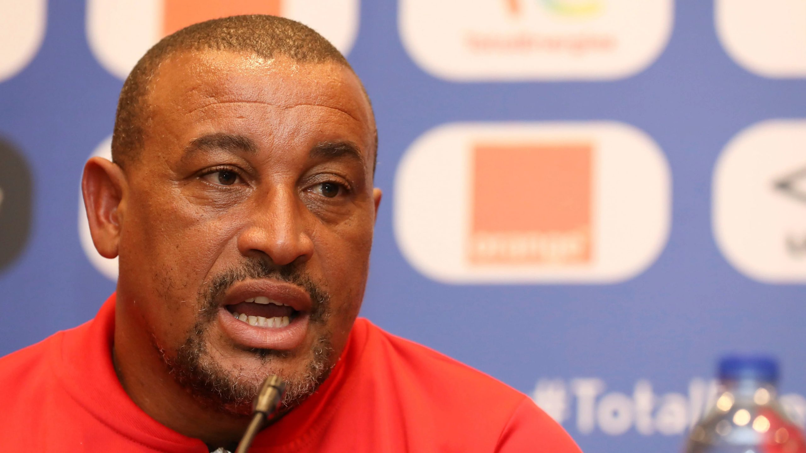 Moçambique/Desporto: Dário Monteiro assume comando do Mbabane Swallows com ambição de devolver glória ao emblema de Eswatini