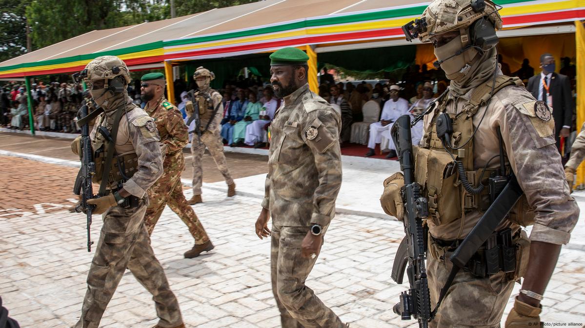 Internacional/África – Malí: Prisão de dezenas de soldados revela tensões crescentes no seio da junta militar em meio à insurgência jihadista