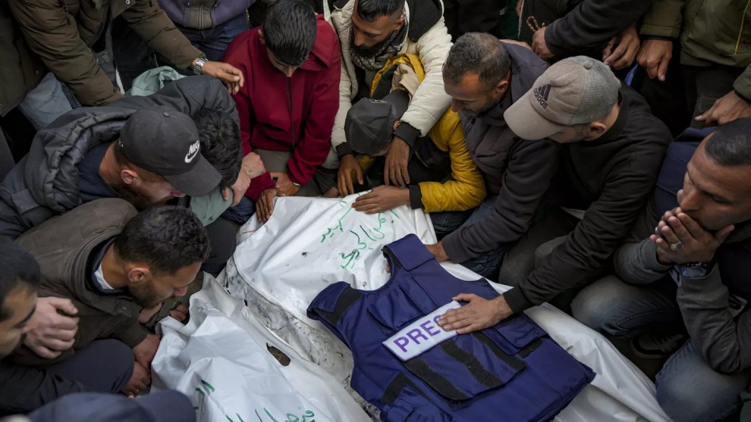 Internacional/Médio-Oriente: Israel assassina correspondente da Al Jazeera e quatro funcionários em ataque direcionado em Gaza